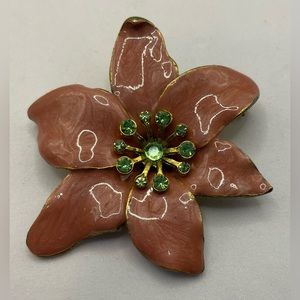 Vintage Floral Mauve Enamel Brooch Pin Gold Tone Uranium Green Faceted Crystals